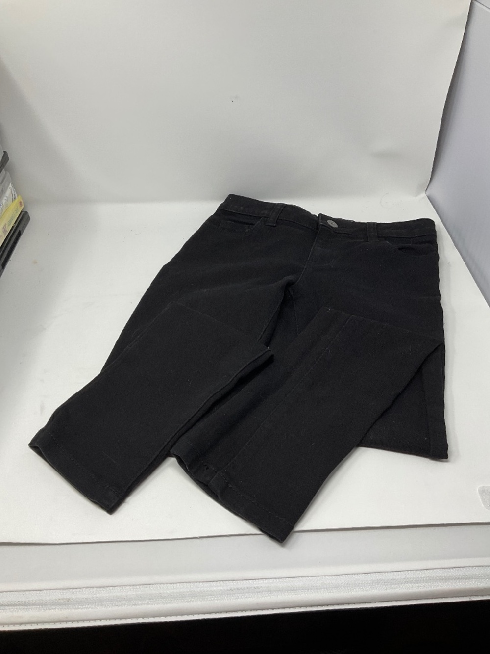 Jeans kids size 12 slim straight leg black. K162